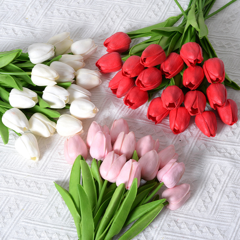 Petite Grace Mini Tulip Bouquet (10 Stems) - Awishkart.com