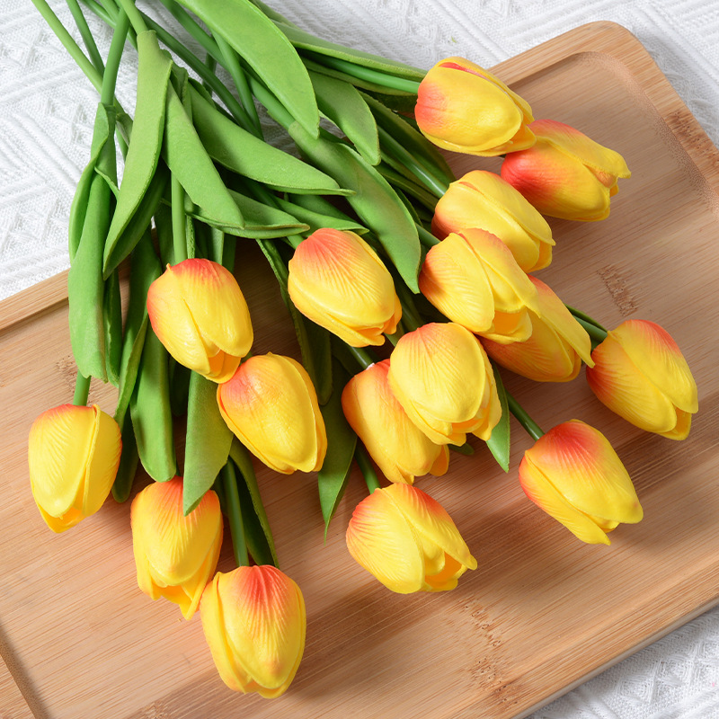 Petite Grace Mini Tulip Bouquet (10 Stems) - Awishkart.com